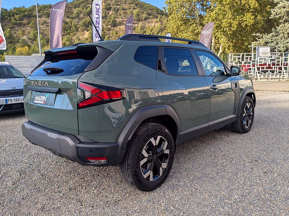 DACIA Duster 1.6 hybrid 140ch Extreme - Miniature 5