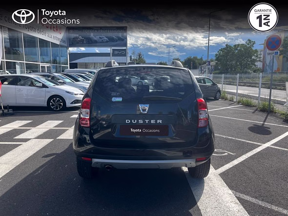 DACIA Duster 1.2 TCe 125ch Black Touch 2017 4X2 - Vue 4