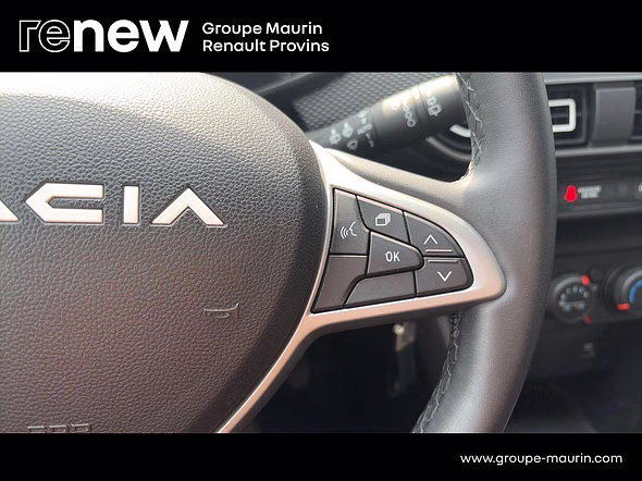 DACIA Sandero 1.0 TCe 90ch Stepway Expression - Miniature 24