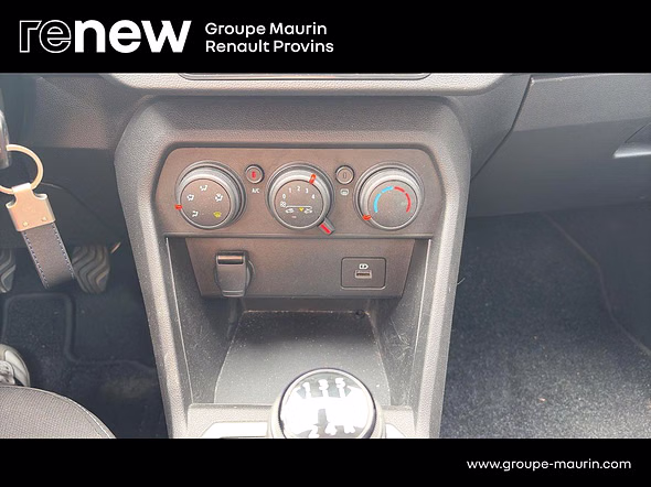 DACIA Sandero 1.0 TCe 90ch Stepway Expression - Miniature 34