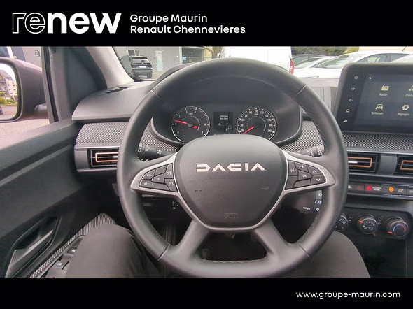 DACIA Sandero 1.0 TCe 90ch Stepway Expression - Miniature 37