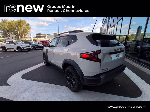 DACIA Duster 1.2 hybrid-G 150ch Extreme 4x4 - Miniature 7