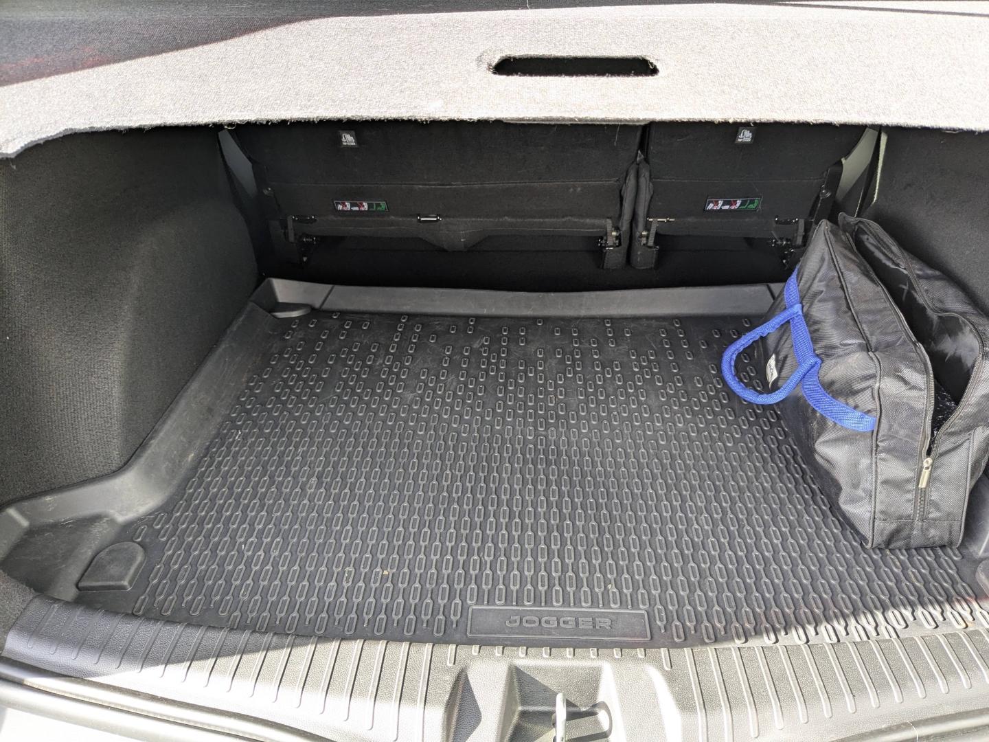DACIA Jogger 1.6 hybrid 140ch Extreme 5 places - Photo 7