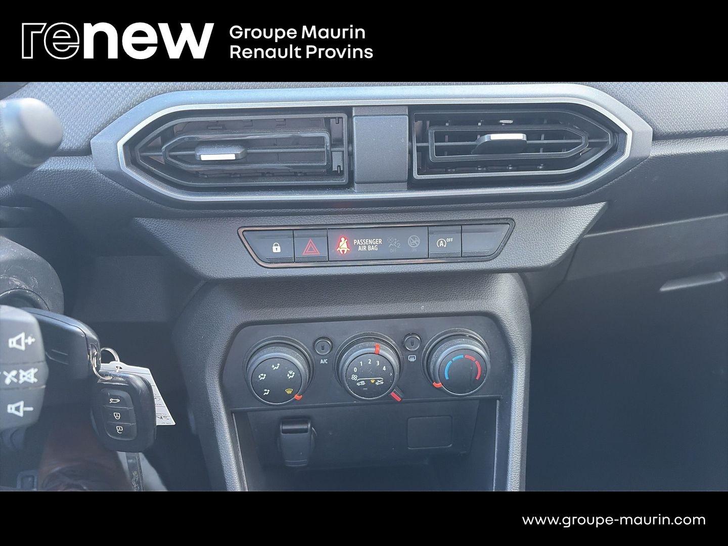 DACIA Sandero 1.0 SCe 65ch Essential -24 - Photo 23