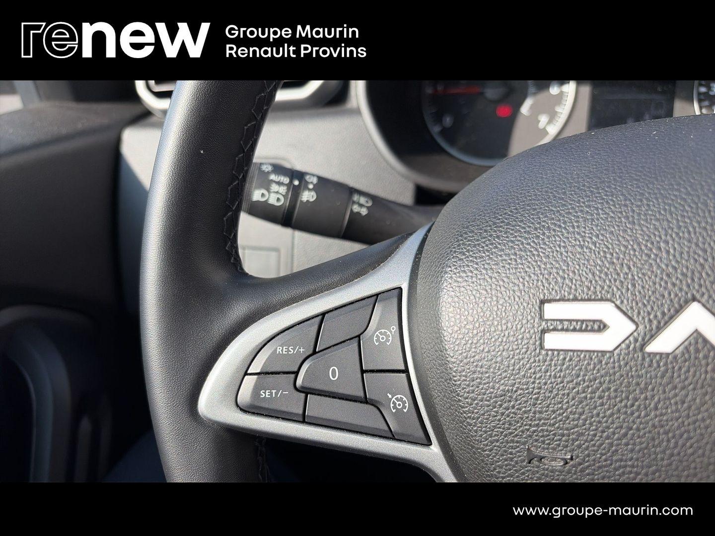 DACIA Duster 1.0 ECO-G 100ch  Journey + 4x2 - Photo 19
