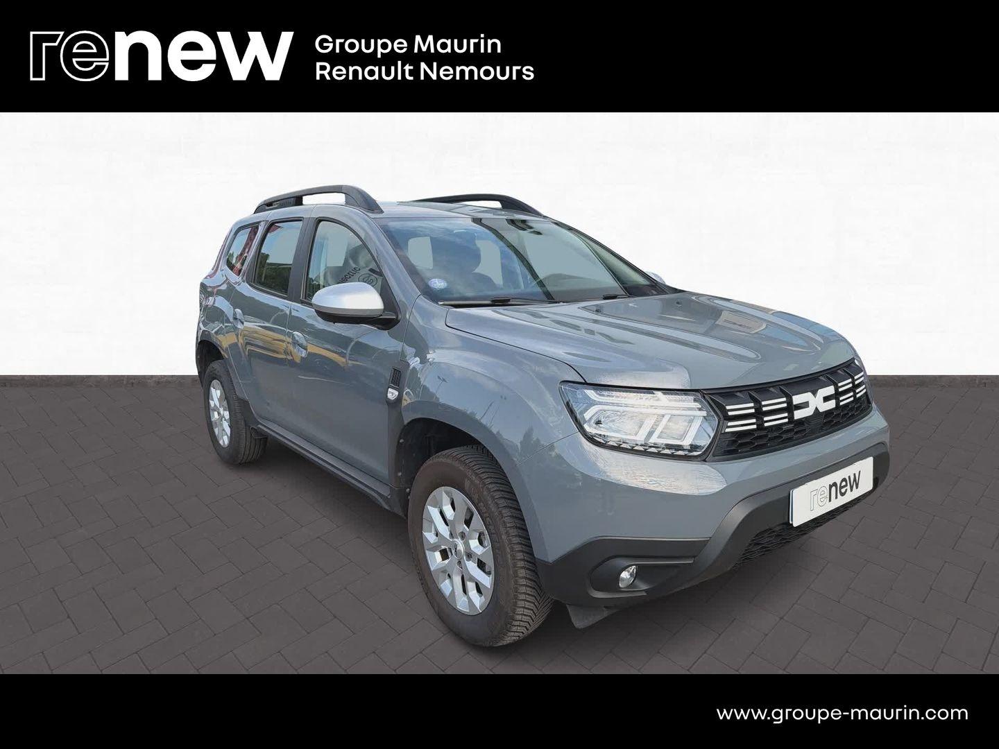 DACIA Duster 1.3 TCe 130ch FAP Expression 4x2 - Photo 11