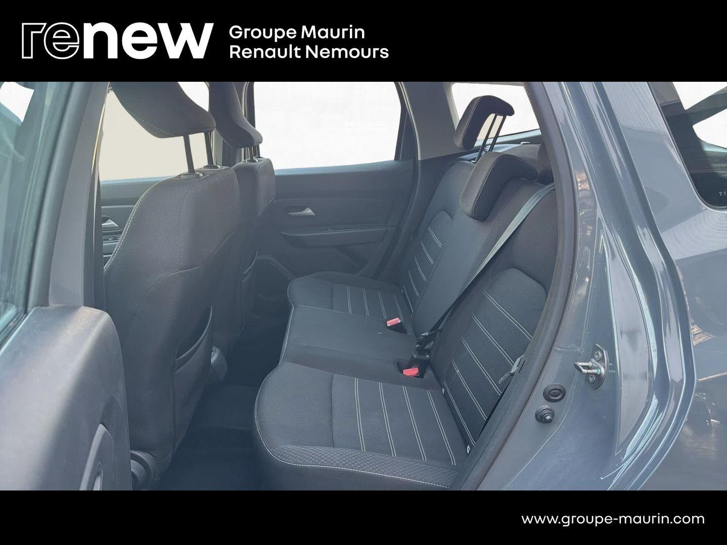 DACIA Duster 1.3 TCe 130ch FAP Expression 4x2 - Photo 17