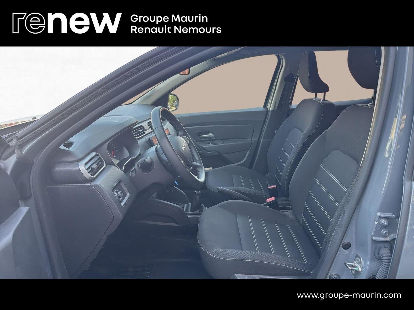 DACIA Duster 1.3 TCe 130ch FAP Expression 4x2 - Photo 18