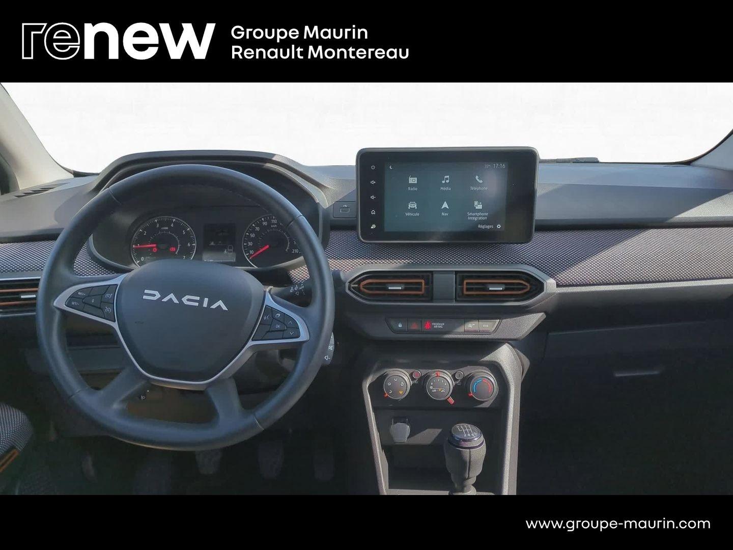 DACIA Sandero 1.0 TCe 90ch Stepway Expression - Photo 8