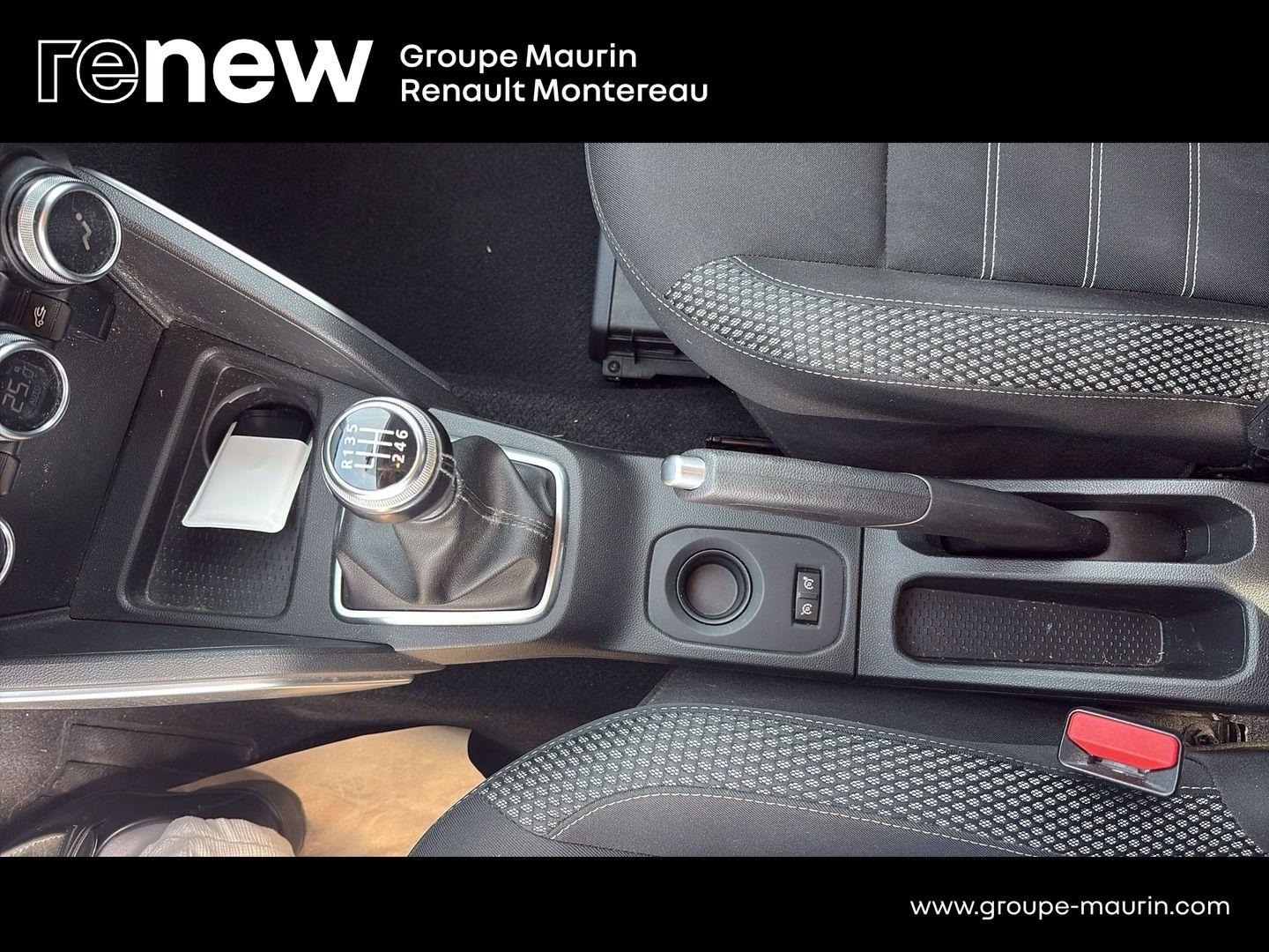 DACIA Duster 1.5 Blue dCi 115ch Prestige 4x2 - 20 - Photo 29