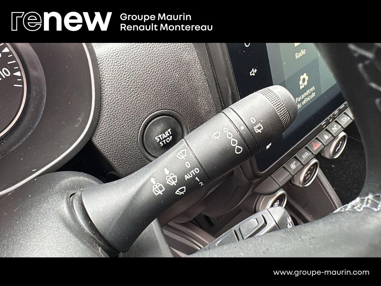 DACIA Duster 1.0 ECO-G 100ch  Journey + 4x2 - Photo 25