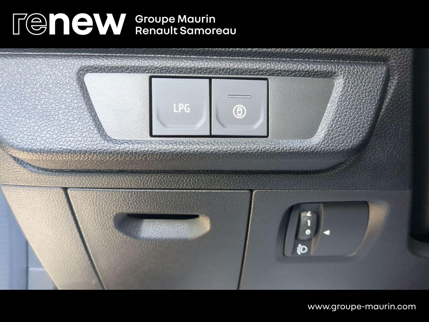 DACIA Sandero 1.0 ECO-G 100ch Stepway Extreme -24 - Photo 21