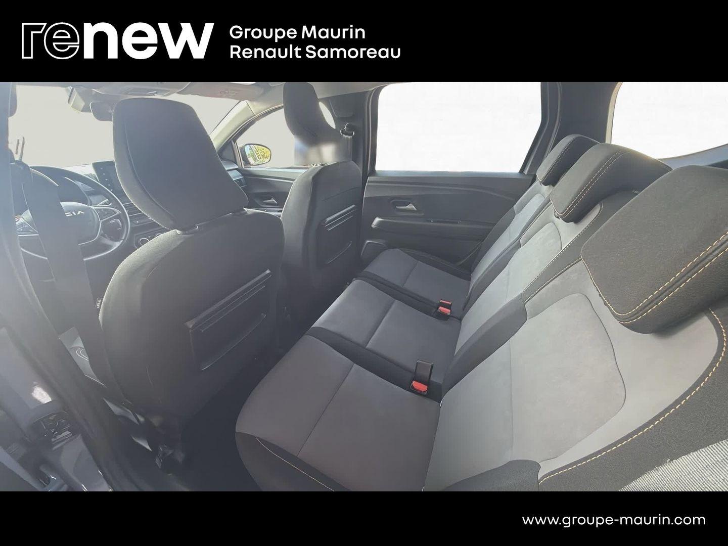DACIA Jogger 1.6 hybrid 140ch Extreme 7 places -24 - Photo 13