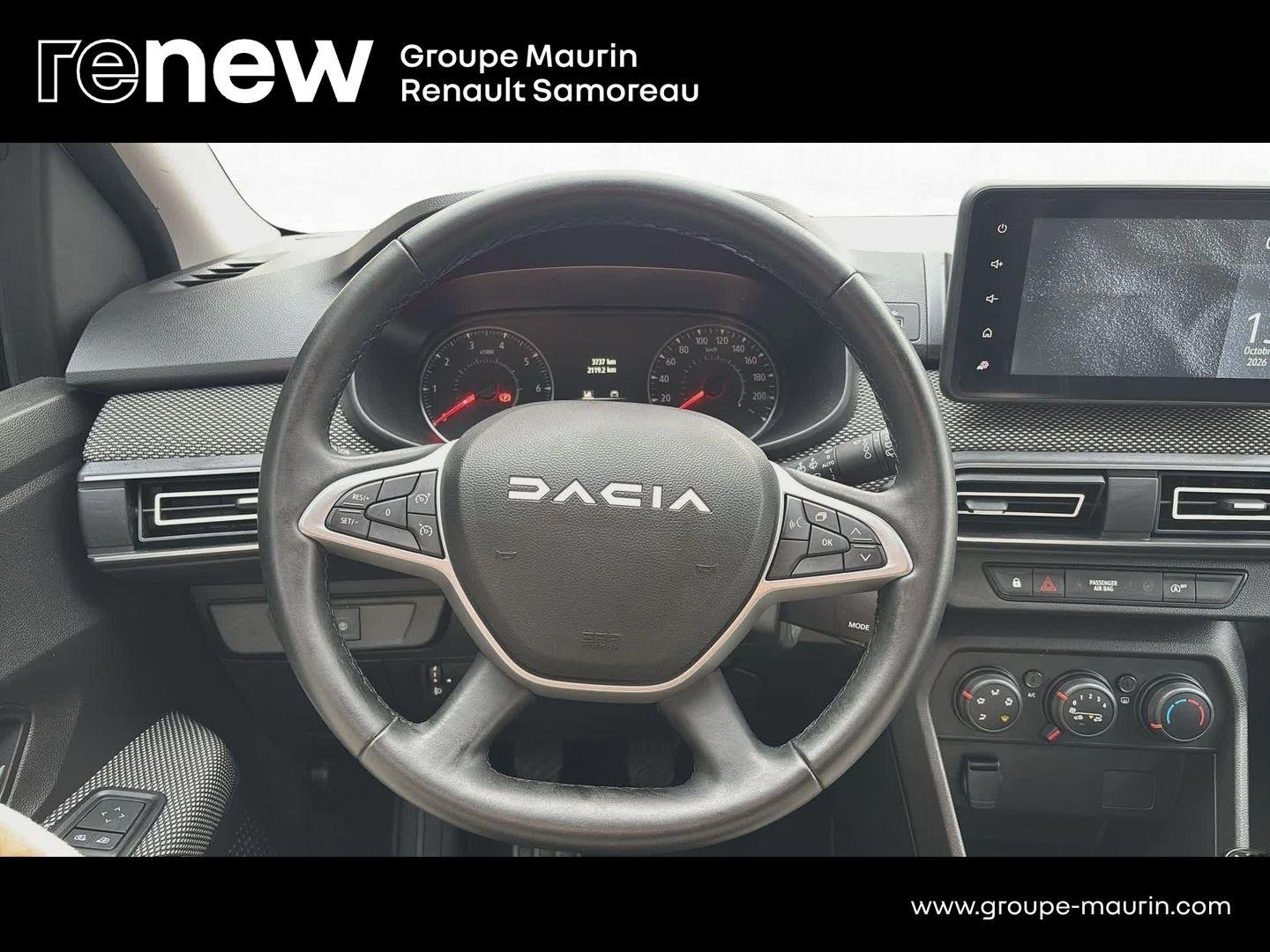 DACIA Sandero 1.0 SCe 65ch Expression -24 - Photo 16