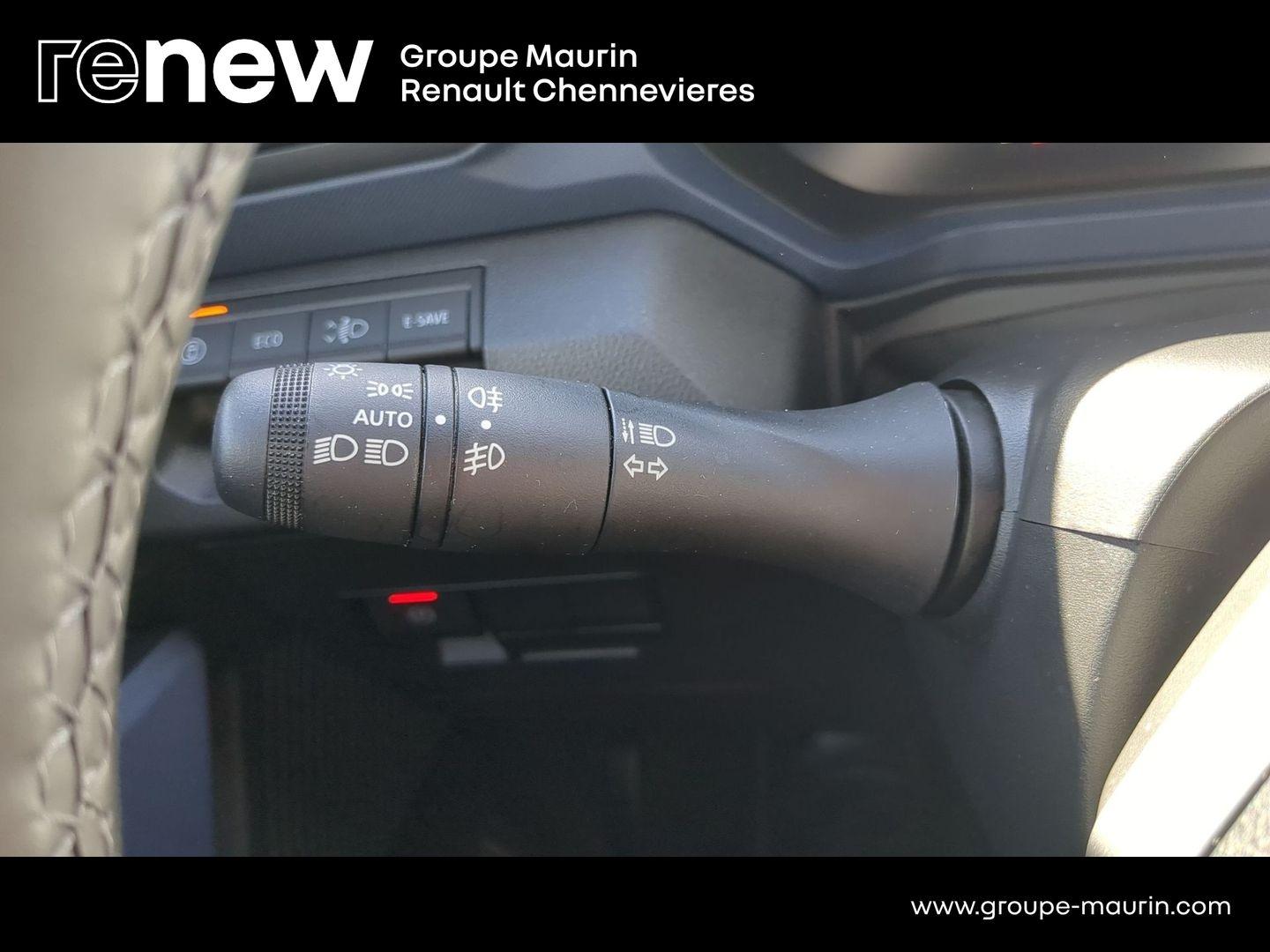 DACIA Duster 1.6 hybrid 140ch Journey - Photo 18