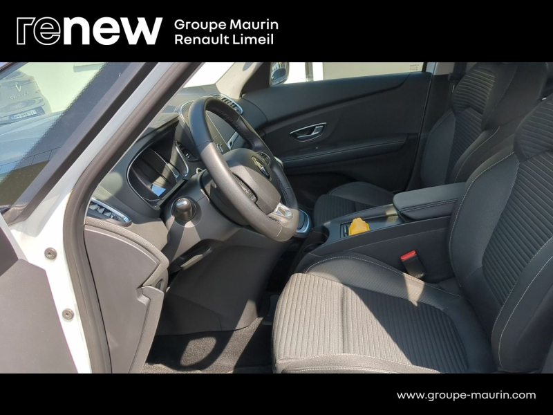 RENAULT Scenic d’occasion à vendre à BOISSY-SAINT-LÉGER chez ADP (Photo 10)