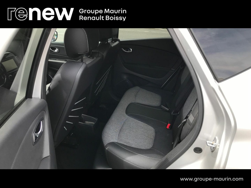 RENAULT Captur d’occasion à vendre à BOISSY-SAINT-LÉGER chez ADP (Photo 11)